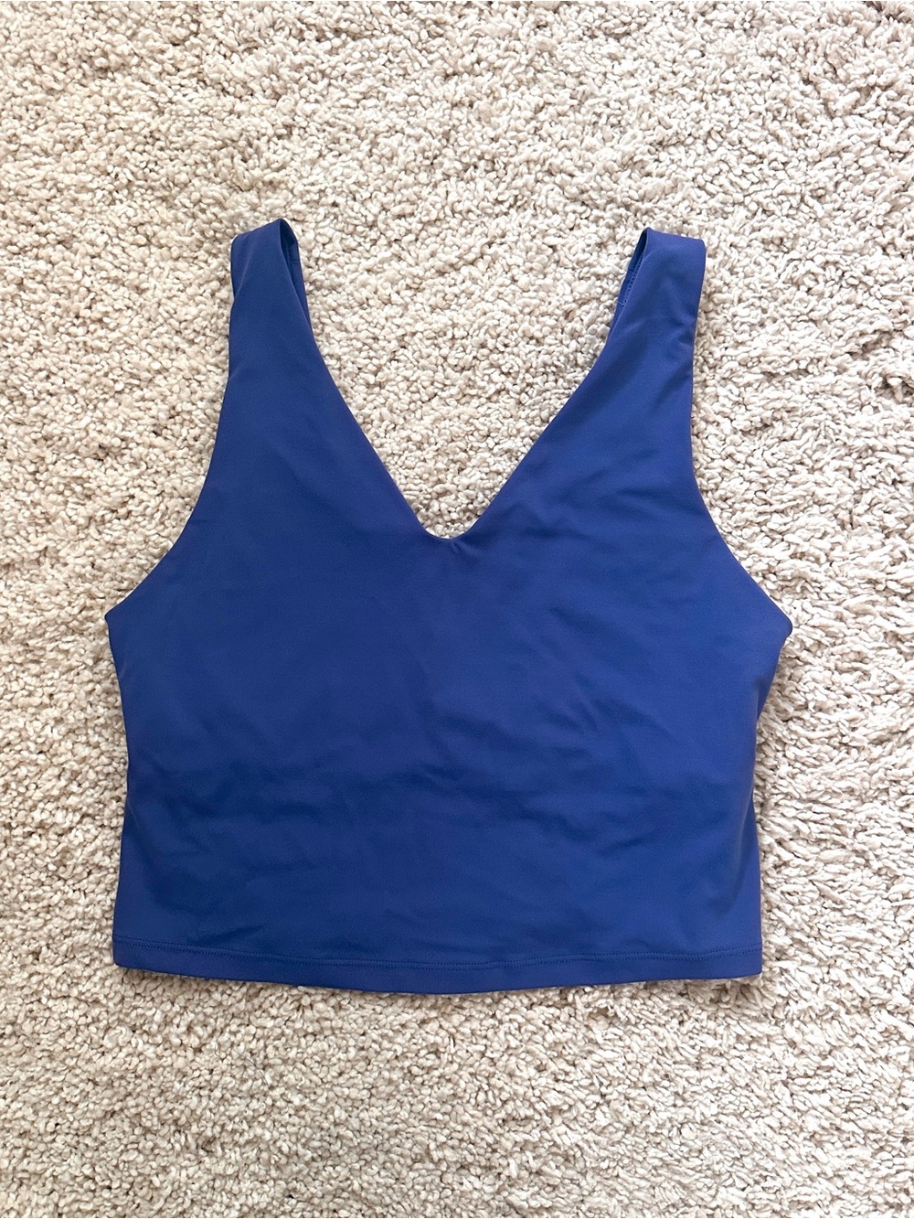 ATHLETA M Transcend V-Neck Crop Sports Bra D-DD in Purple